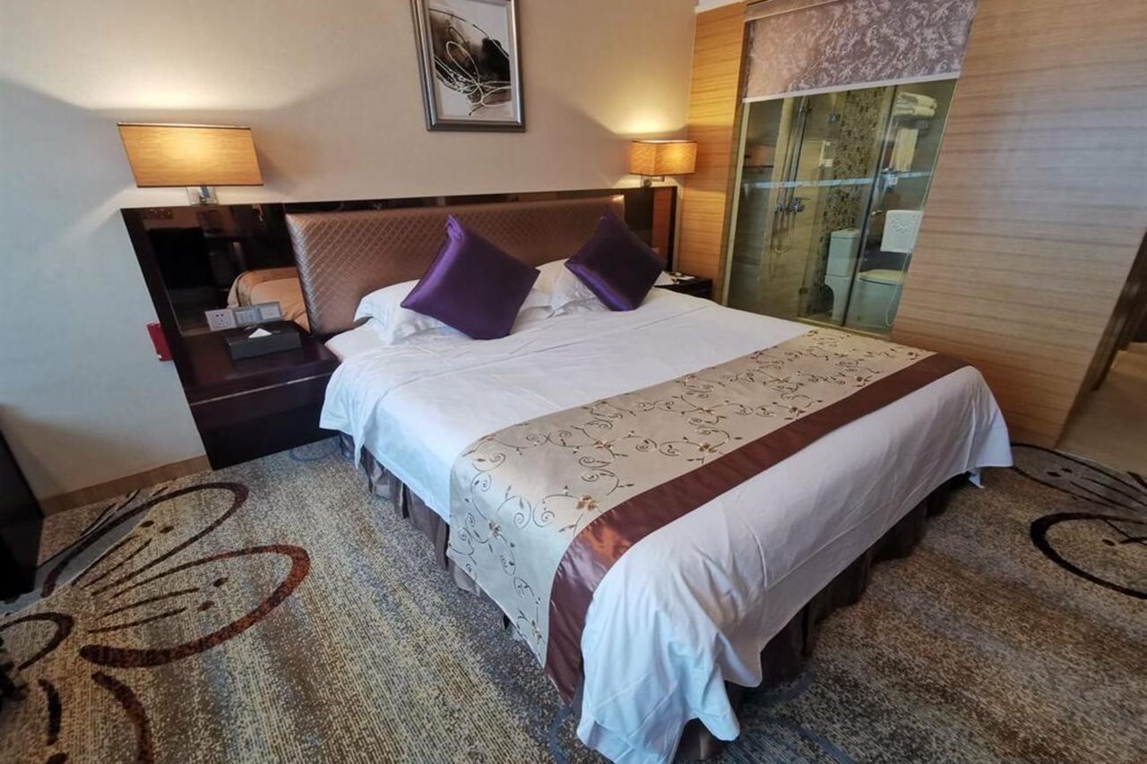 Фото Guangzhou Easun Guotai Hotel