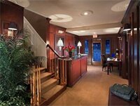 Фото Chateau Inn and Suites