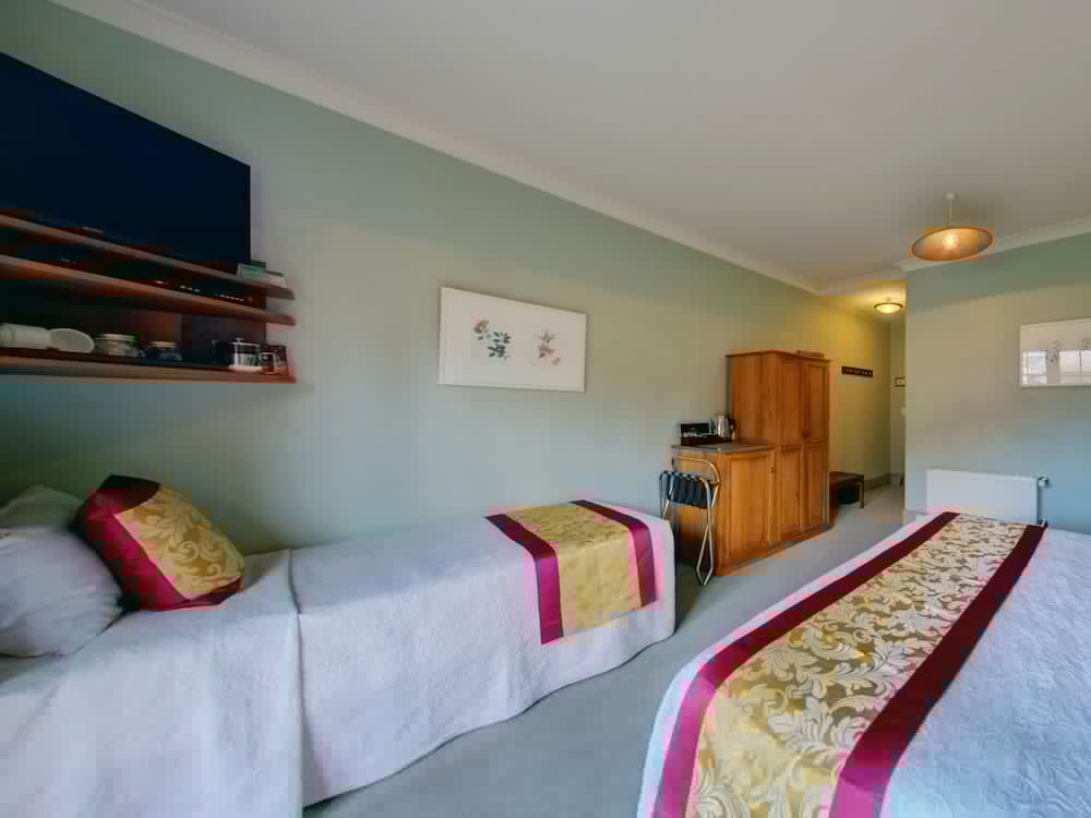 Фото Browns Boutique Hotel