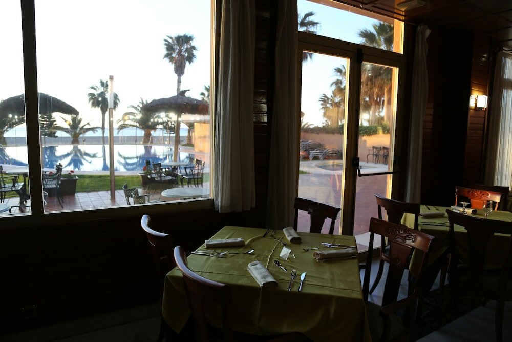 Фото Hotel Don Ángel Roquetas de Mar