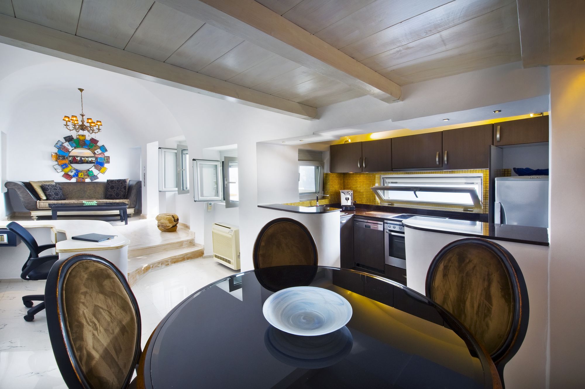 Фото Hyperion Oia Suites