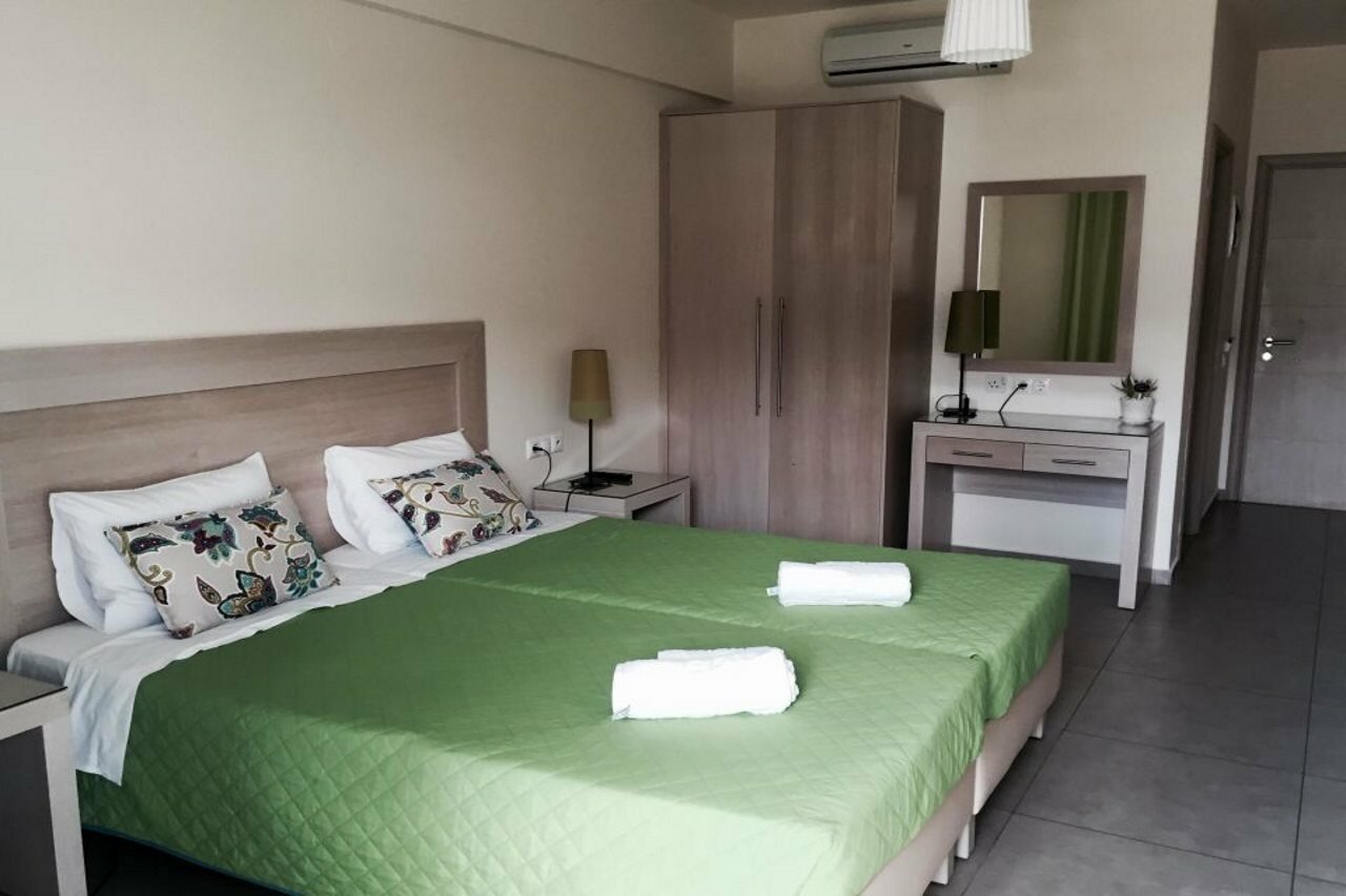 Фото Kristalli Hotel Apartments