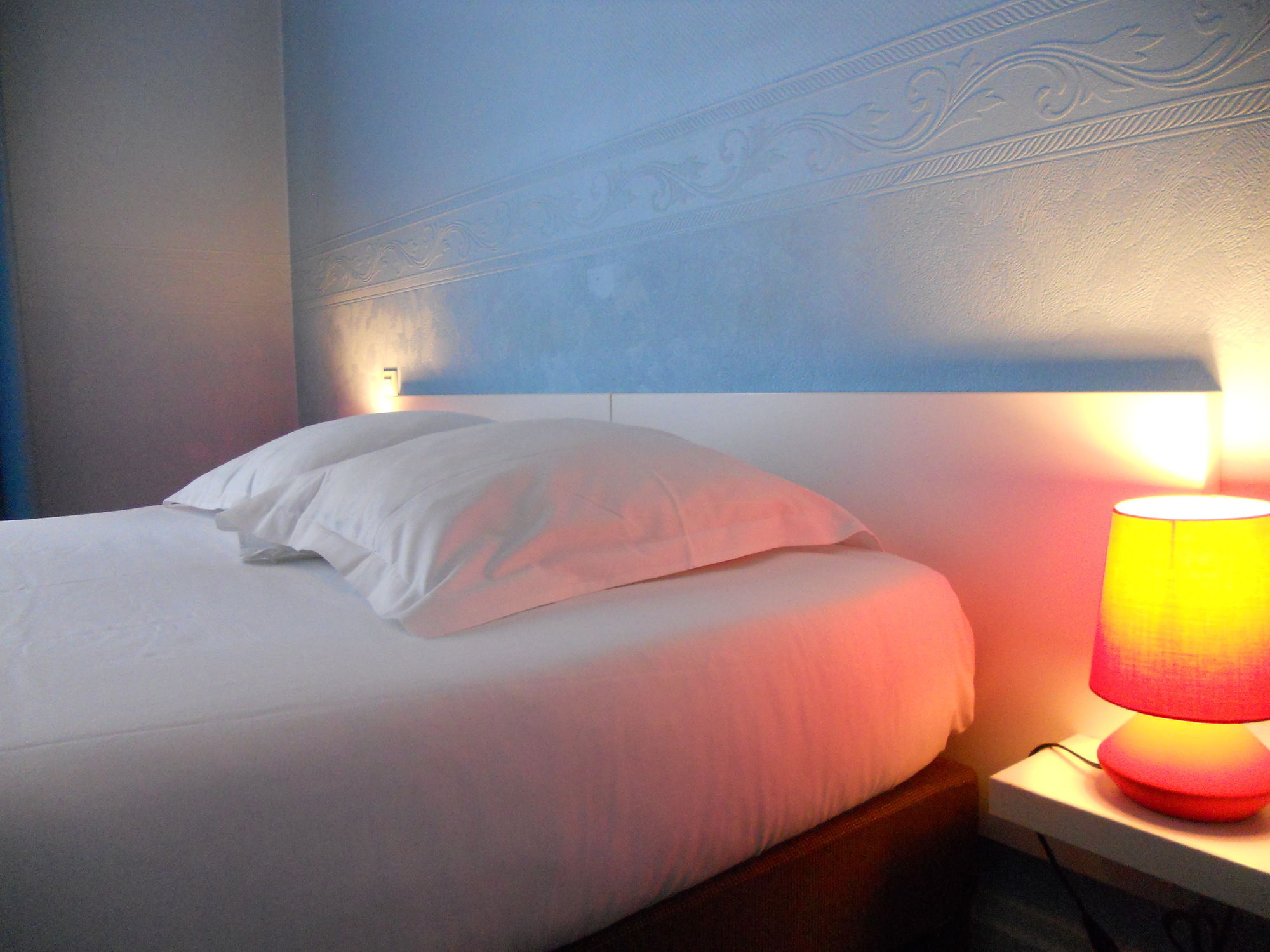 Фото The Originals City, Hotel Notre Dame, Rouen