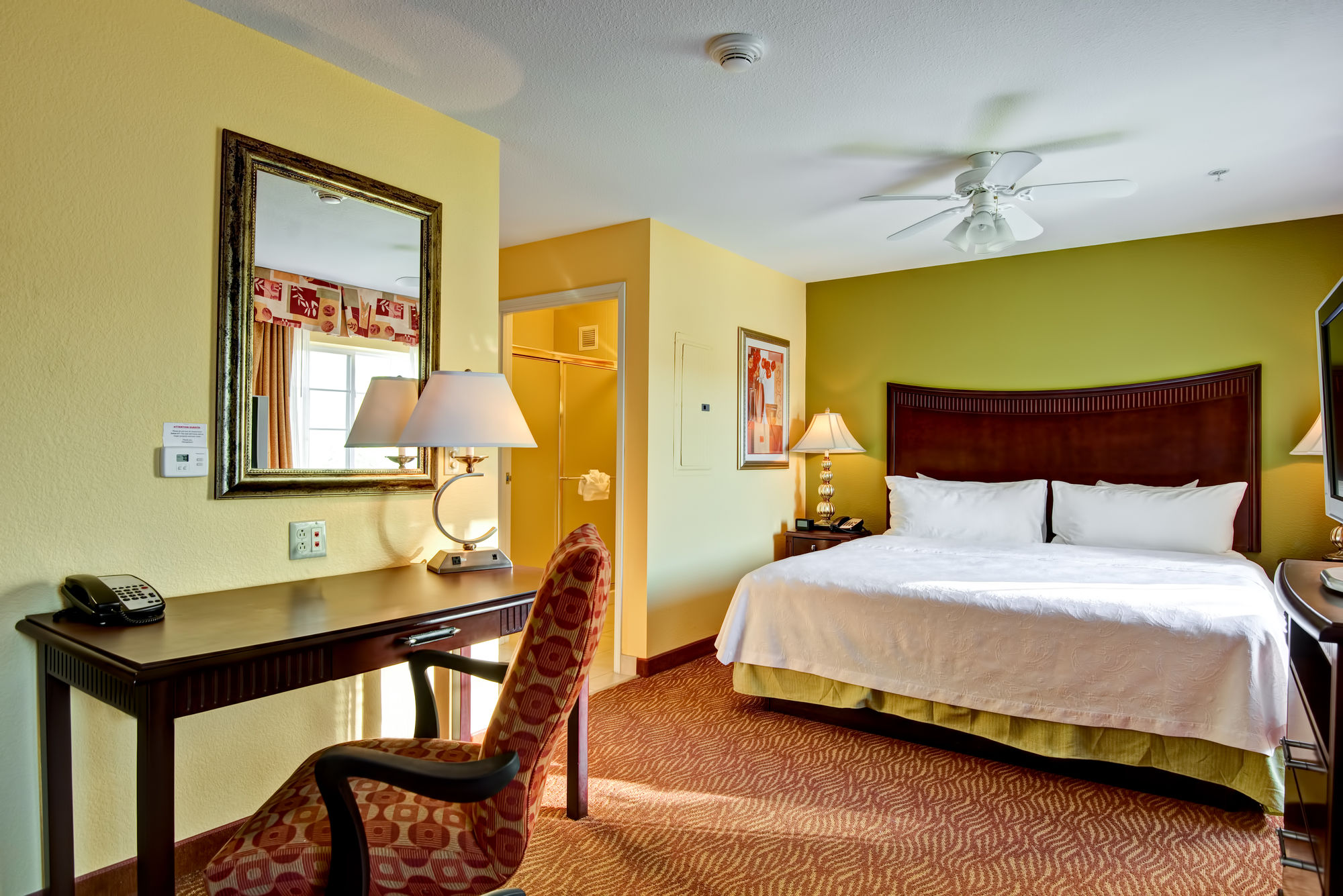 Фото Homewood Suites by Hilton Fort Collins