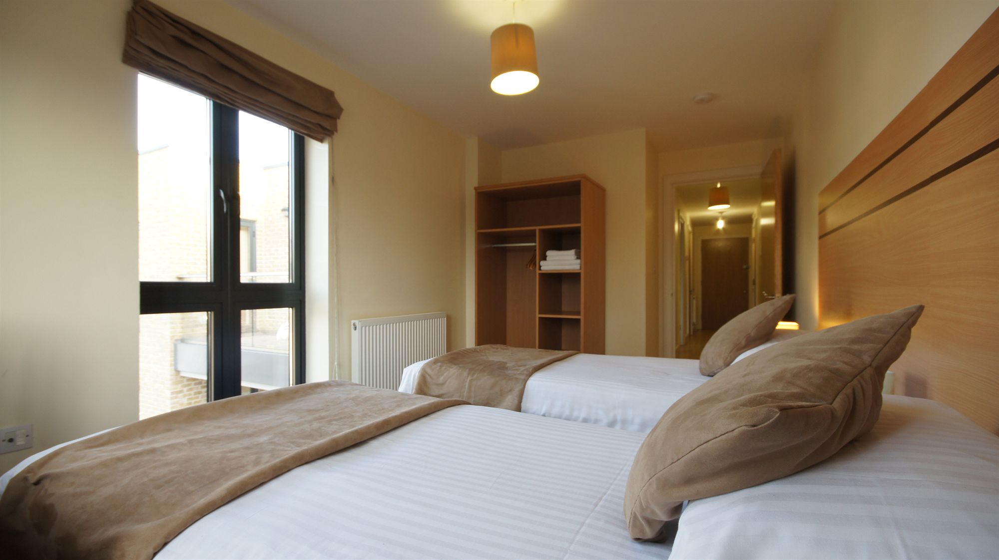 Фото Lodge Drive Apartments