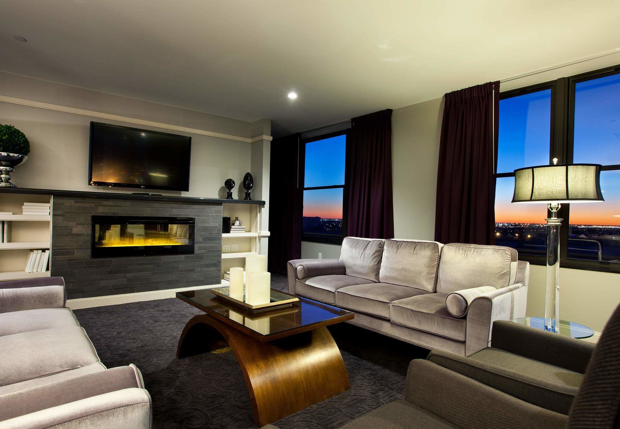 Фото Ambassador Hotel Wichita, Autograph Collection