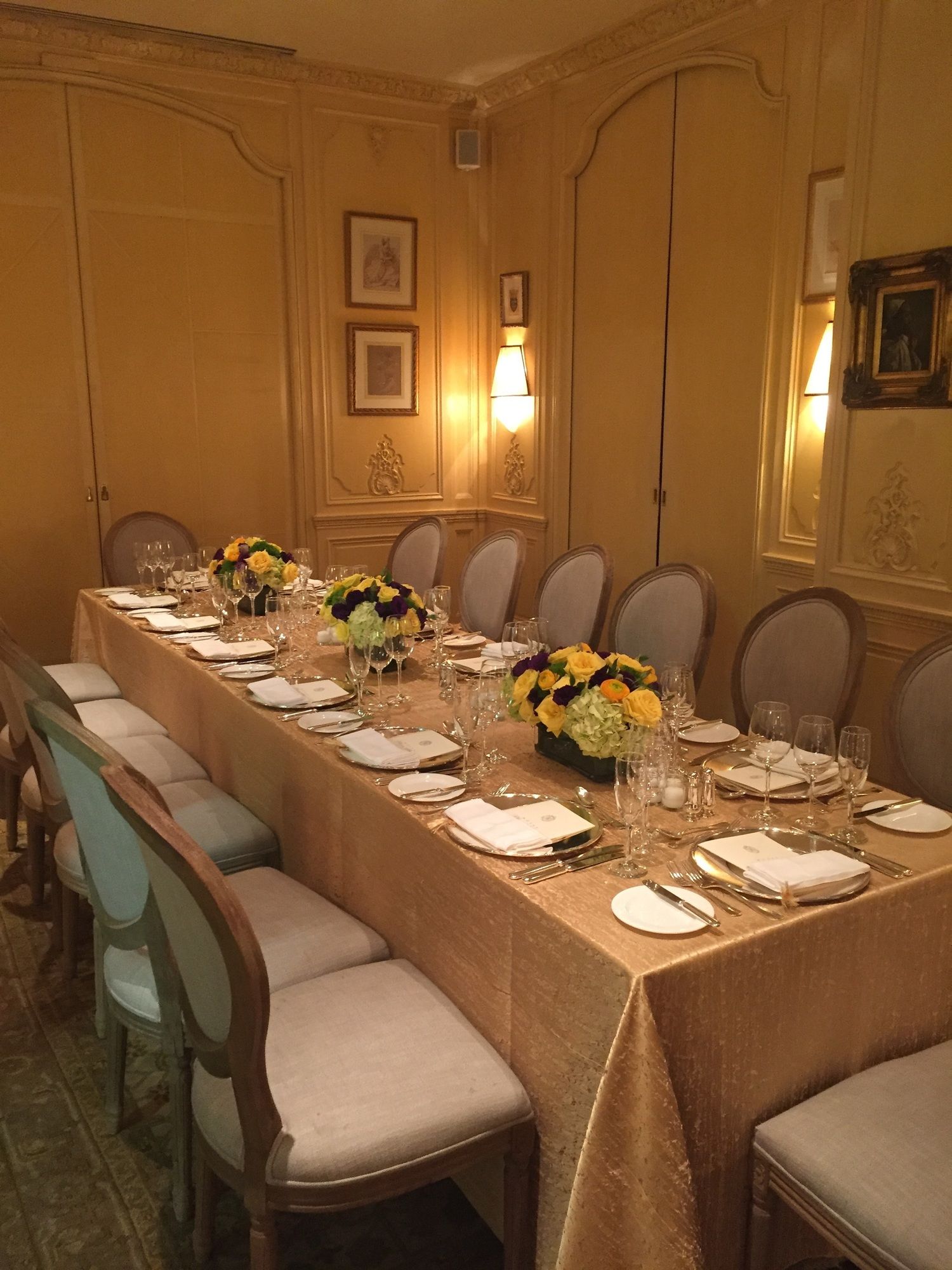 Фото Hotel Plaza Athenee