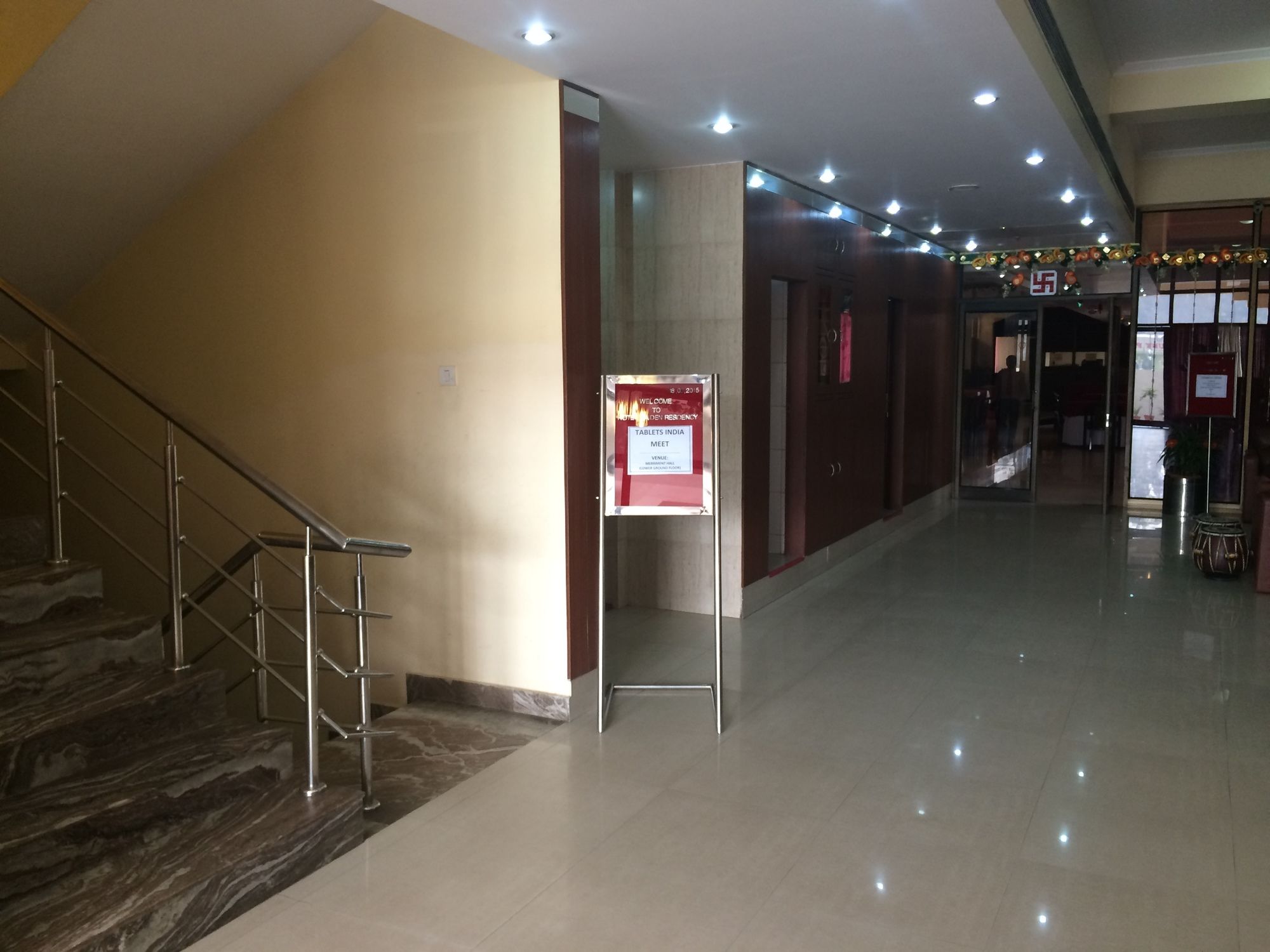 Фото Hotel Maiden Residency