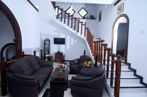 Гостиница Sajee Villa в Хиккадуве