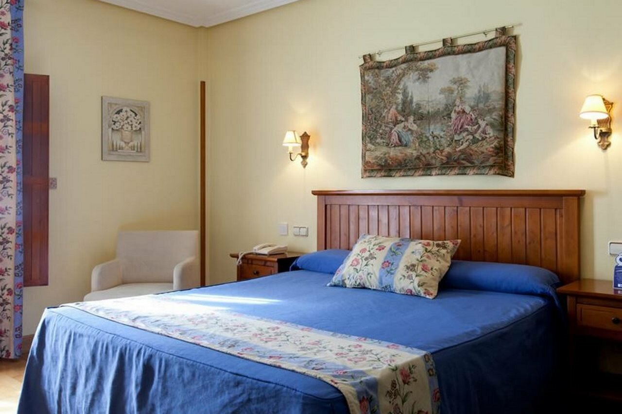 Фото Hotel Casona de la Reyna