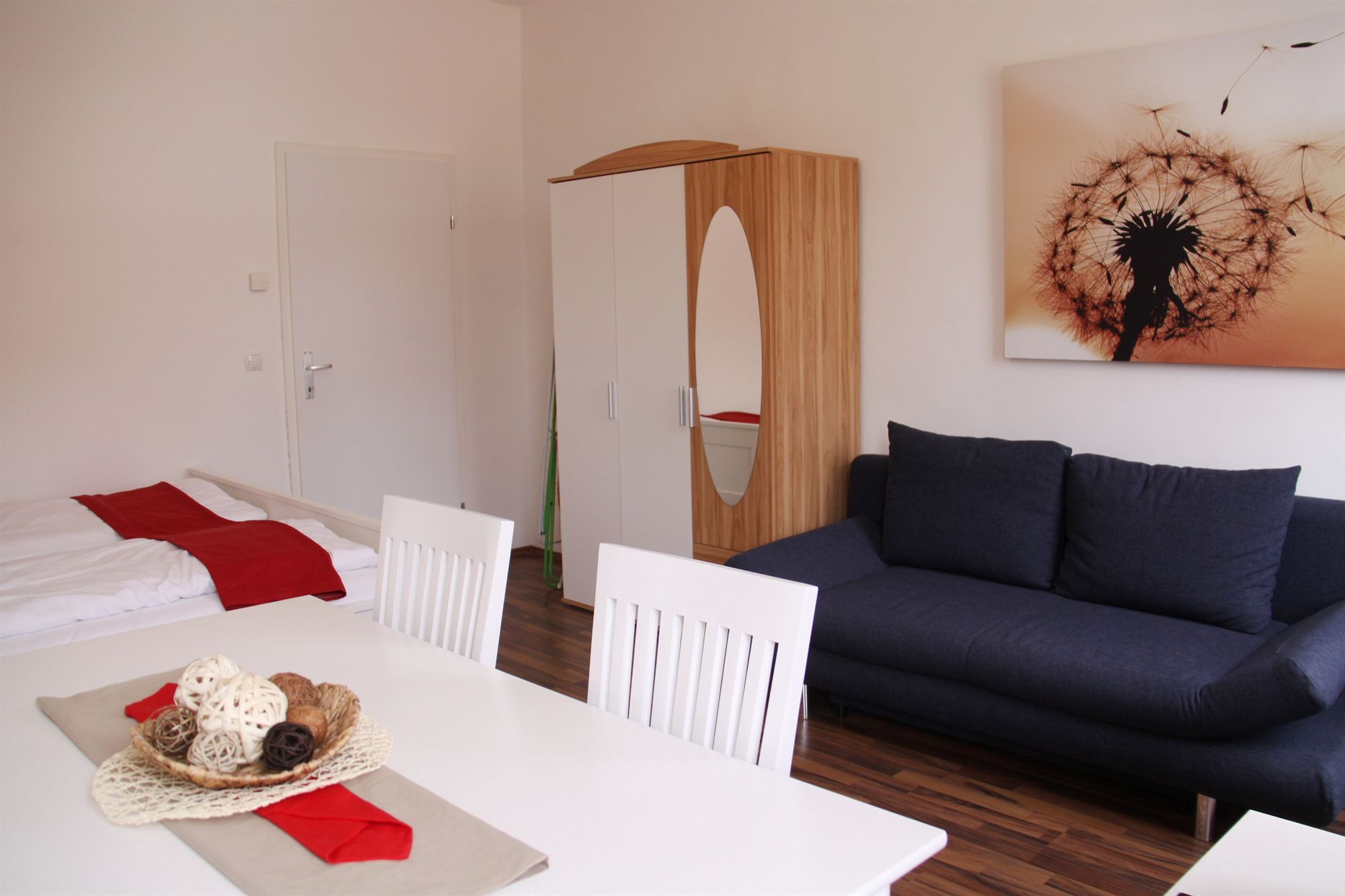 Фото Vienna Star Apartments Troststrasse