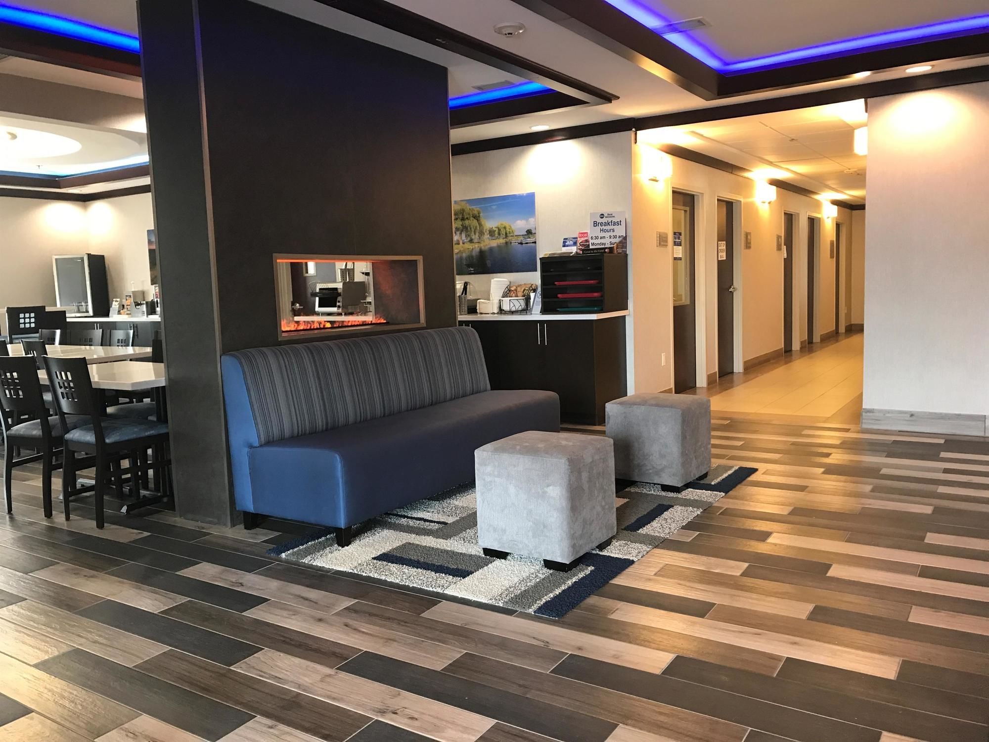 Фото Best Western Plus Barrie