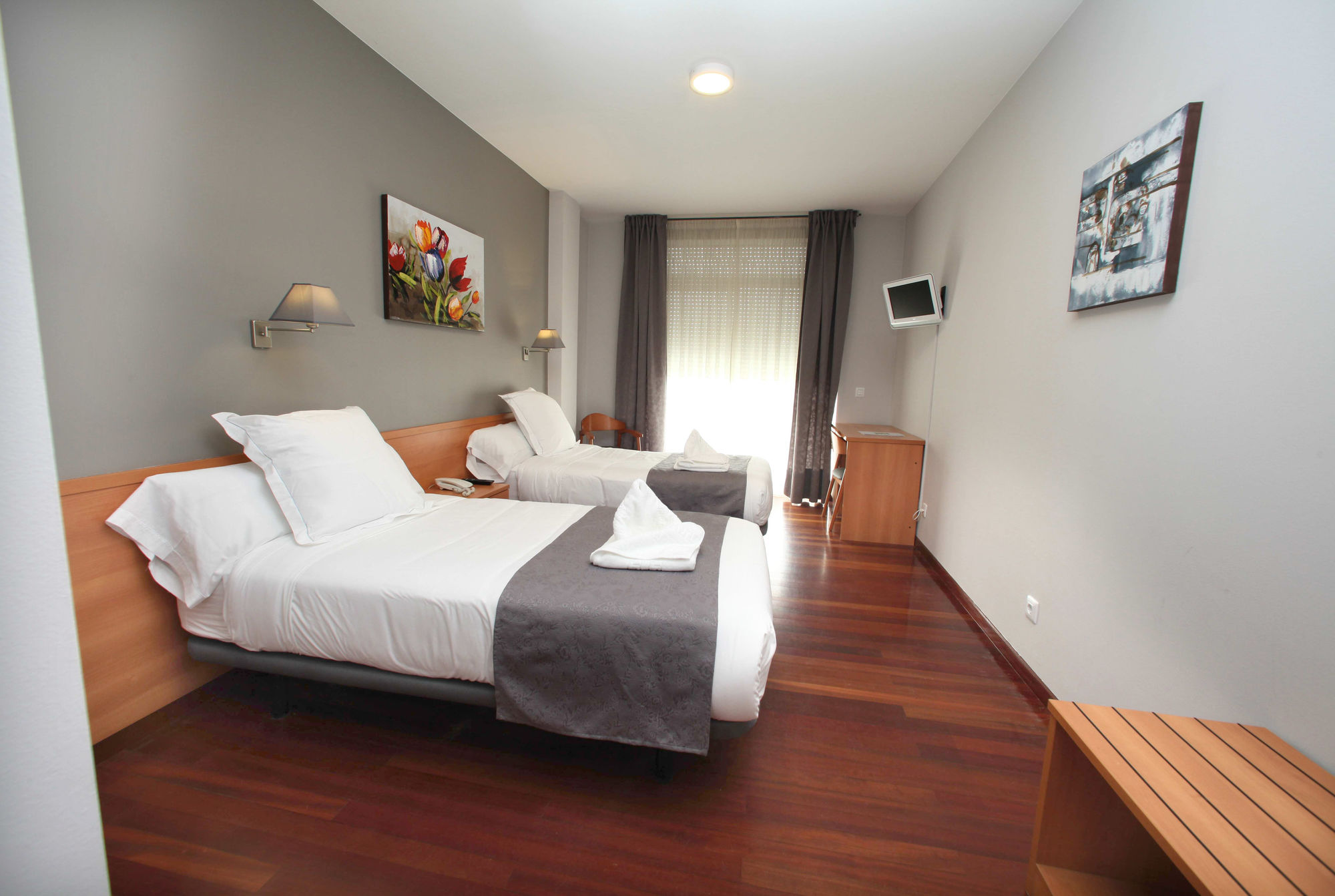 Фото Hotel Ribeira Sacra