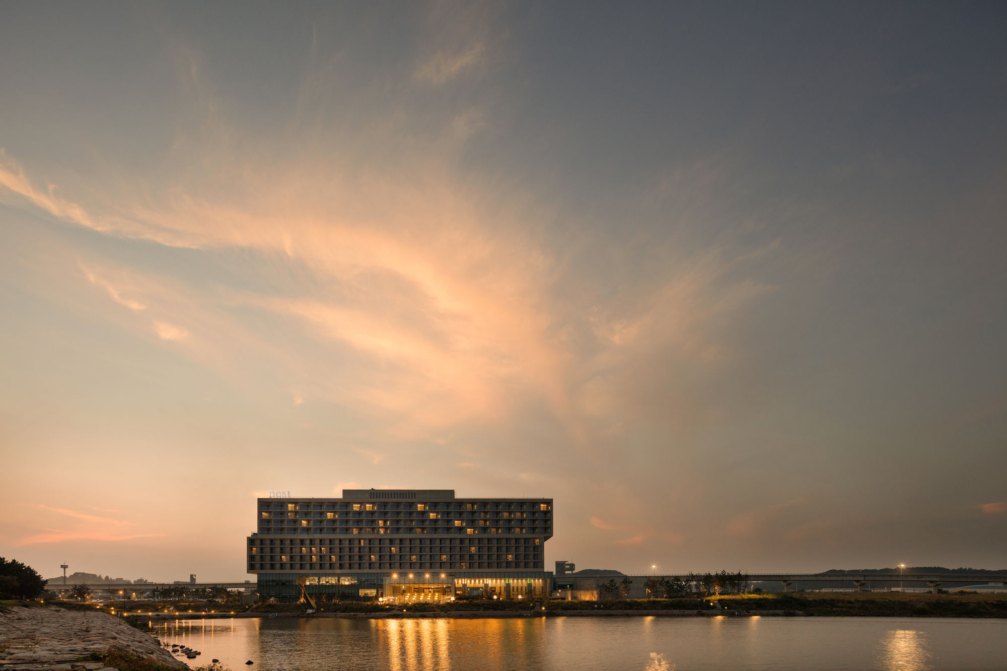 Фото Nest Hotel Incheon