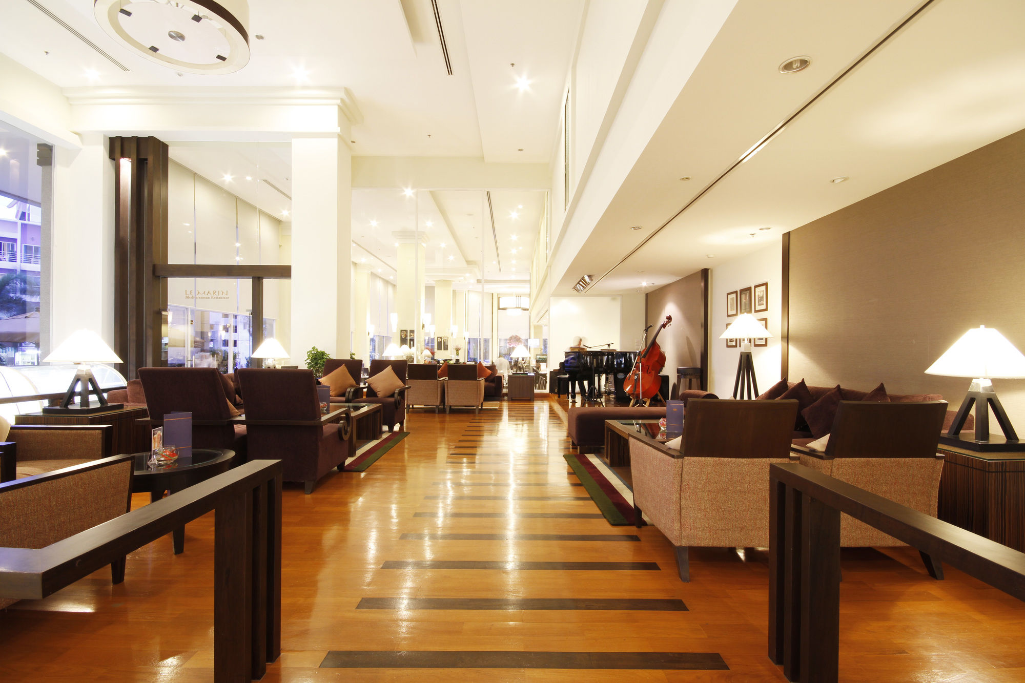 Фото Cape Racha Hotel