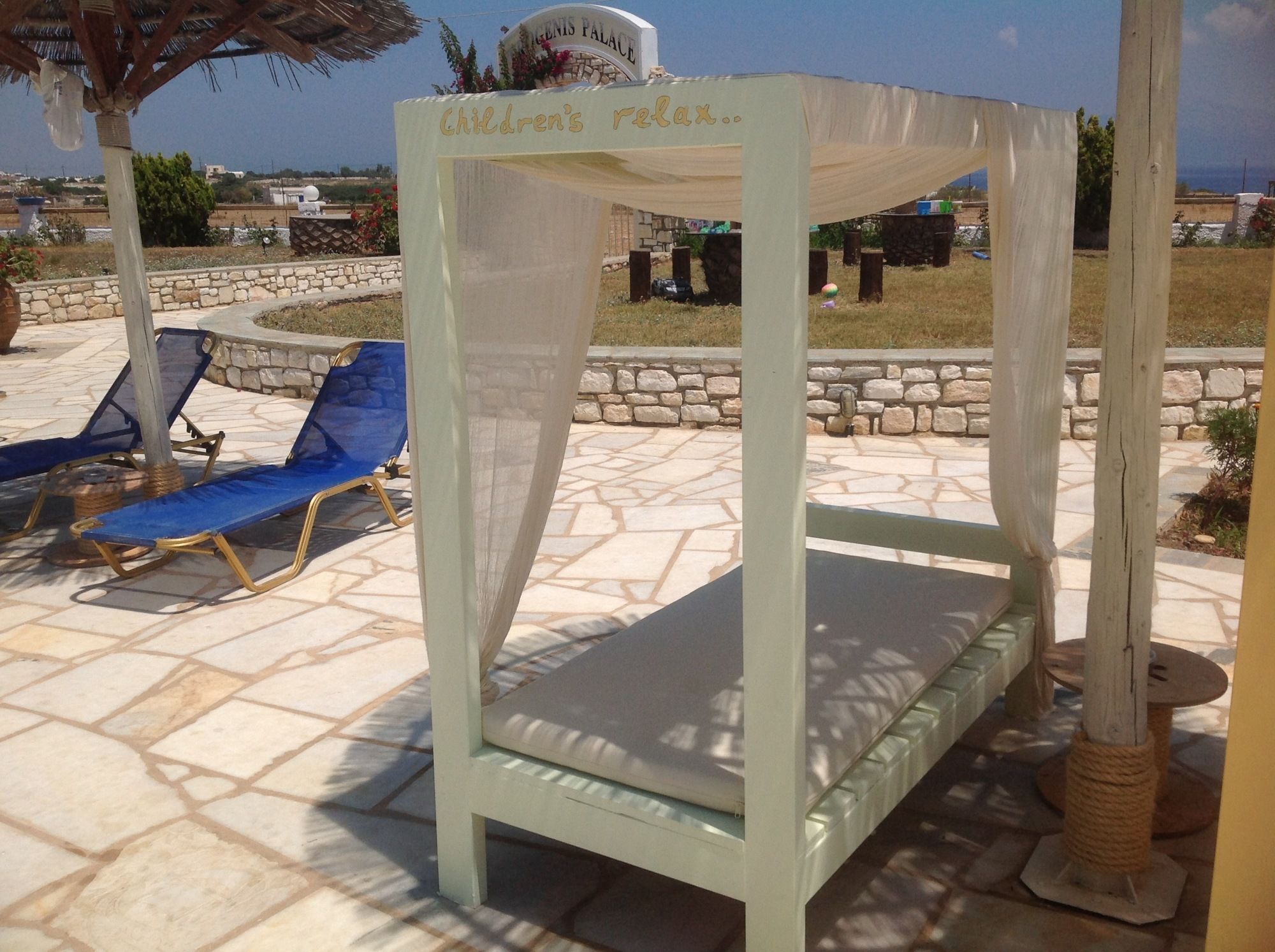 Фото Fyrogenis Palace Hotel - Apartments