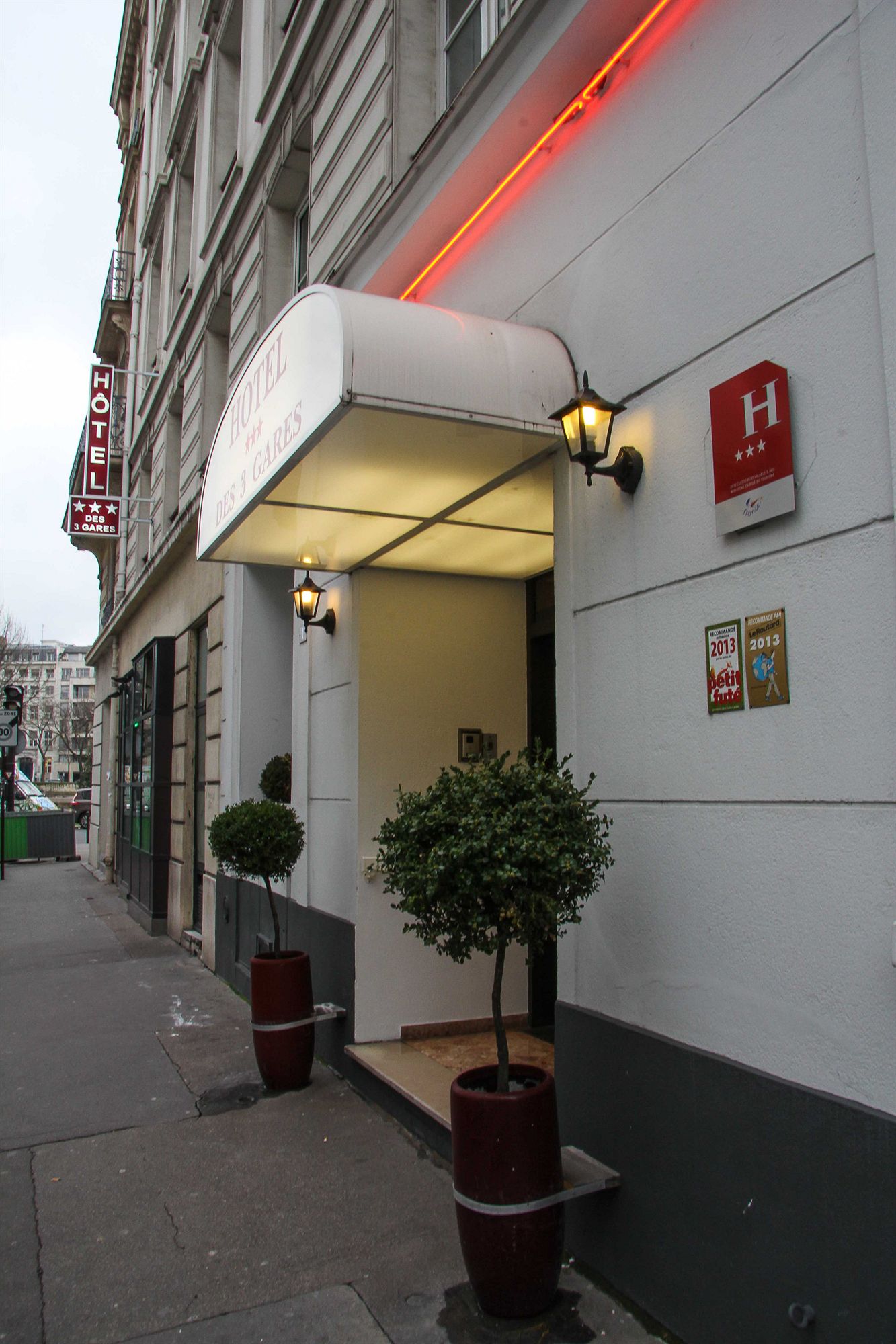 Фото отеля 1