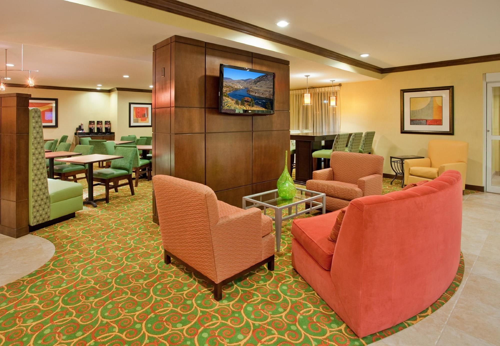 Фото SpringHill Suites Tempe at Arizona Mills Mall