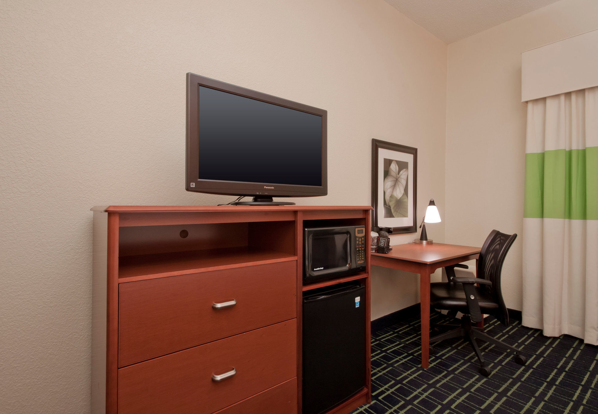 Фото Quality Inn & Suites