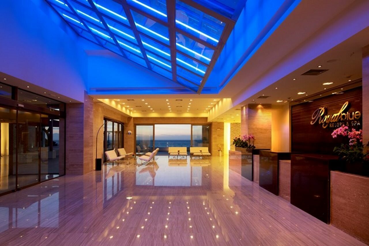 Фото The Royal Blue