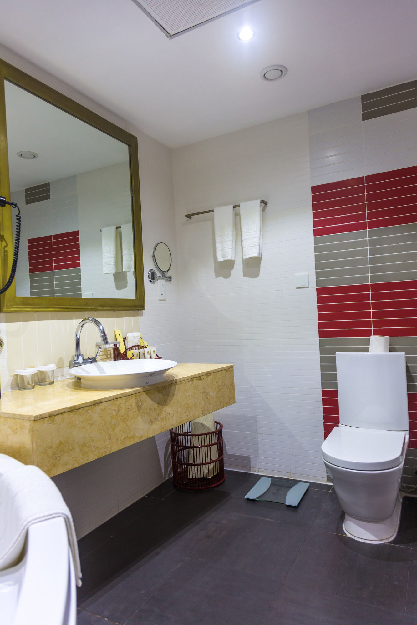 Фото Best Western Premier Accra Airport Hotel