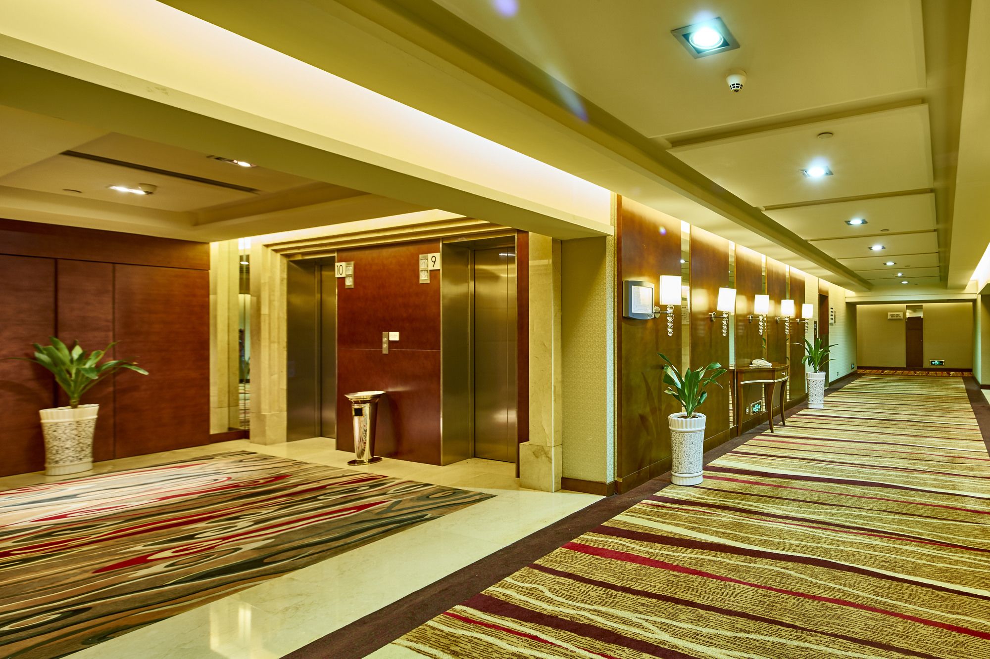 Фото Changsha Xiaoxiang Huatian Hotel