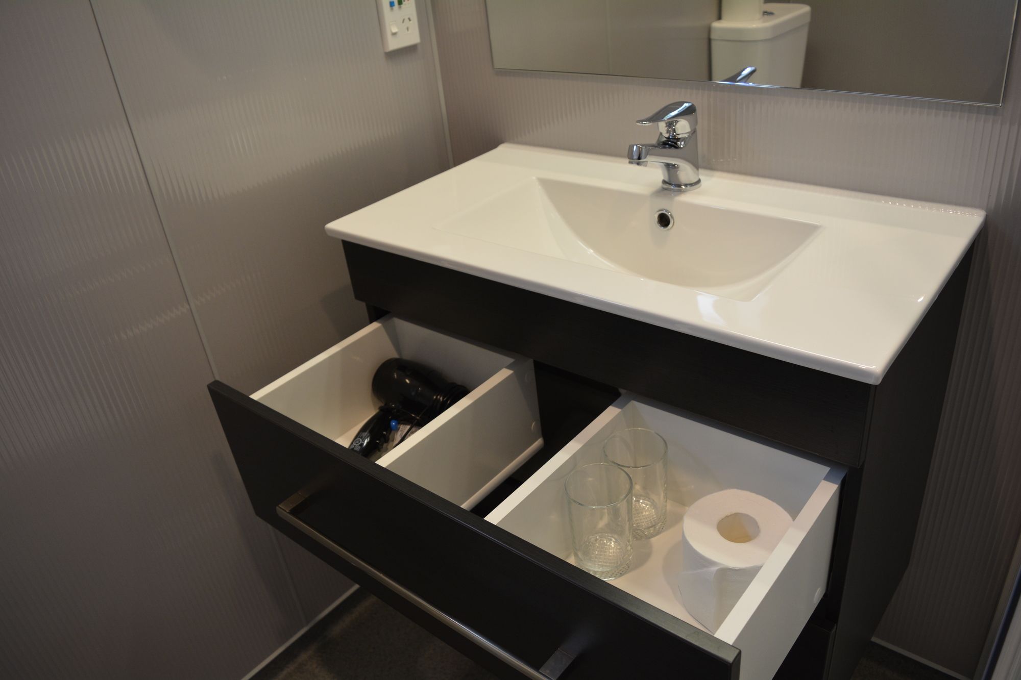 Фото Amber Court Motel