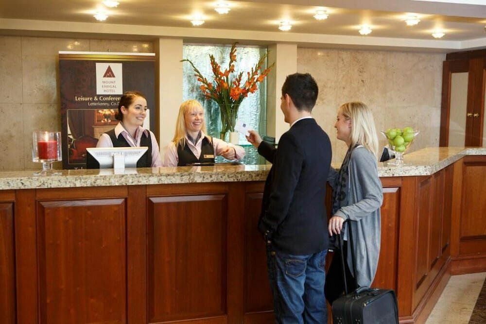 Фото Mount Errigal Hotel Conference & Leisure Centre