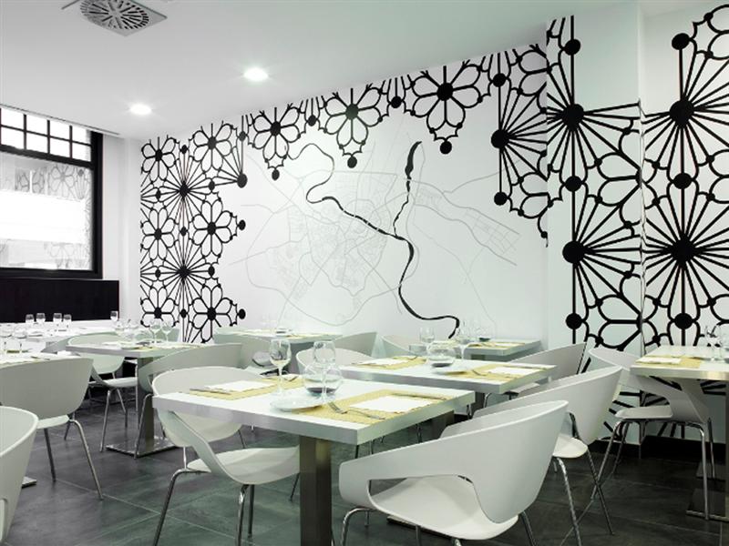 Фото Hotel Ilunion Romareda