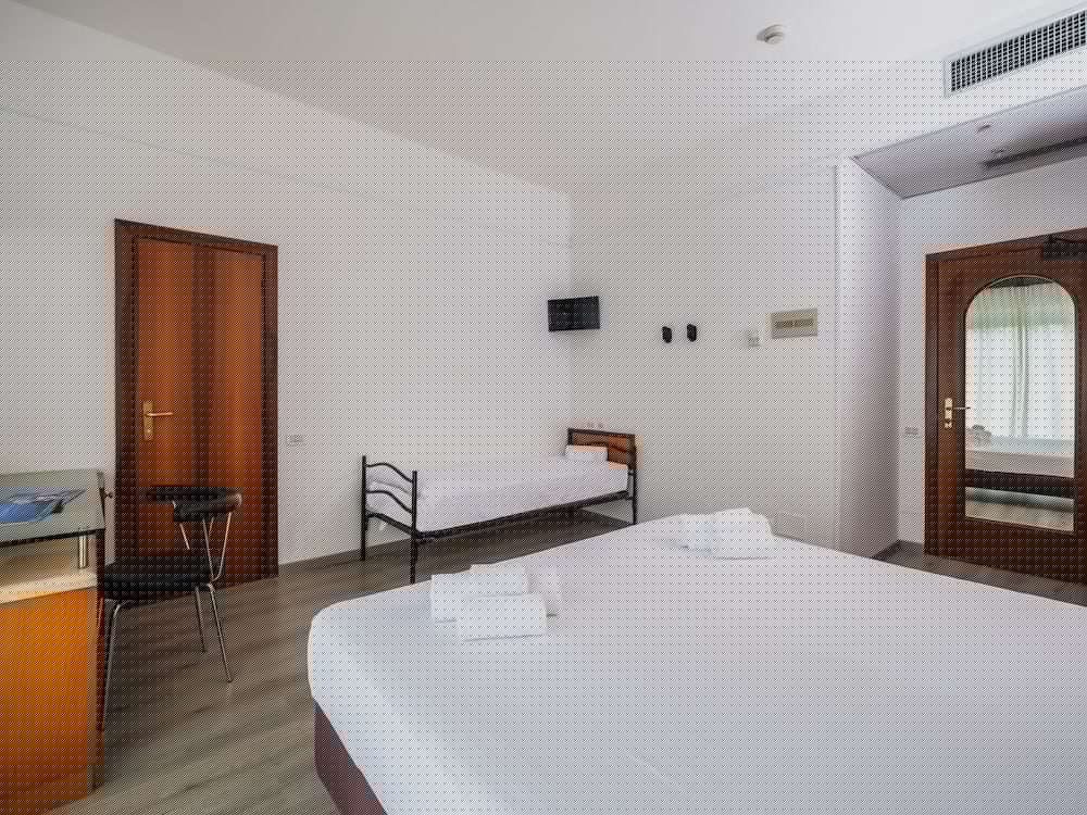 Фото Hotel Continental Rimini