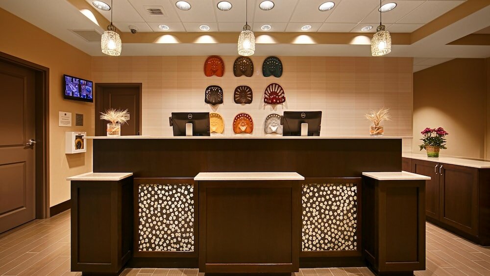 Фото Best Western Plus Dayton Hotel & Suites