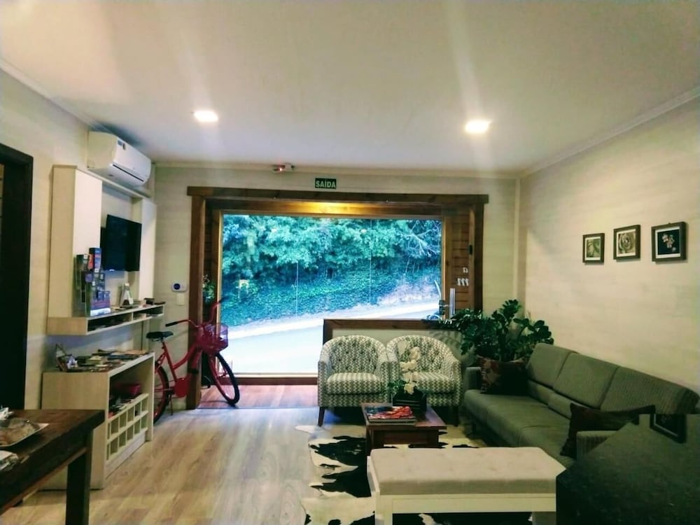 Фото Pousada Jasmim