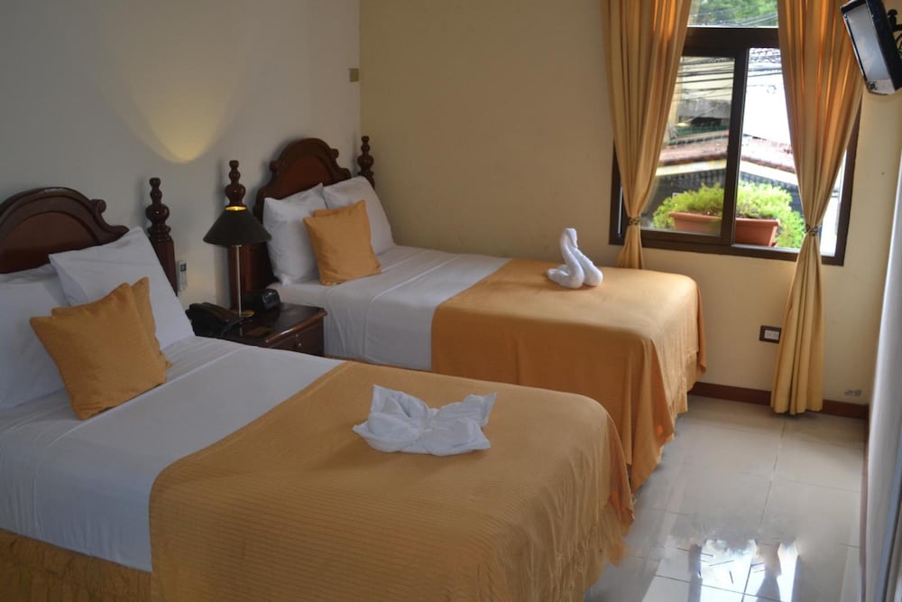 Фото Hotel Villa Florencia Zona Rosa