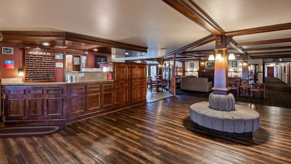 Фото SureStay Plus Hotel by Best Western Auburn
