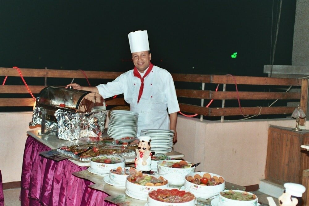 Фото Happy City Hotel