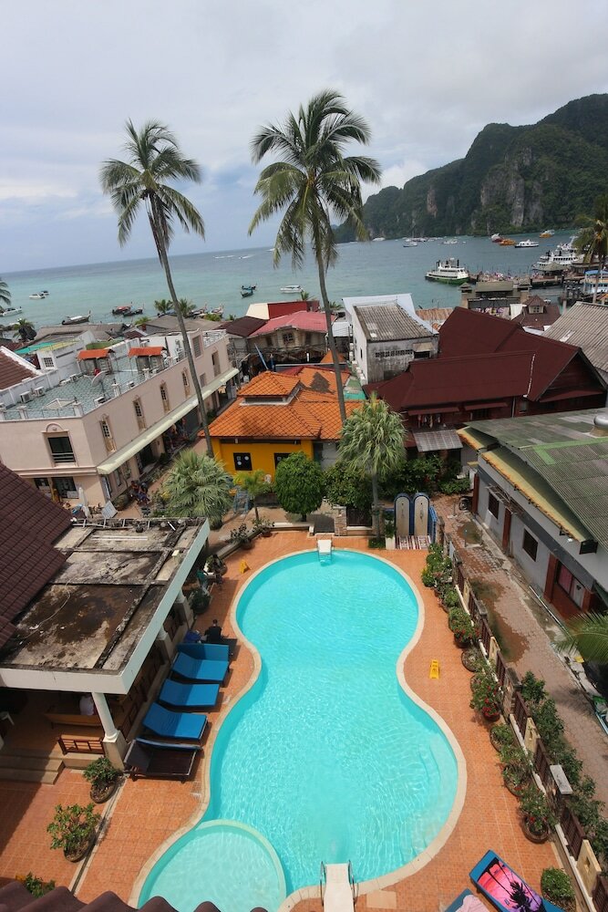 Фото Phi Phi Hotel