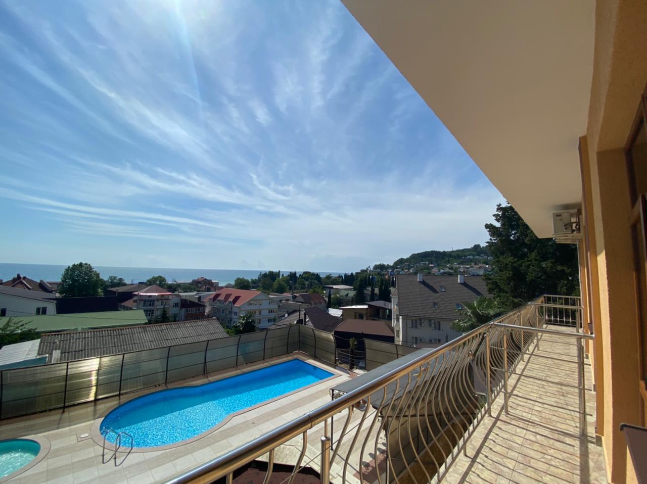 Фото Loo Sunrise