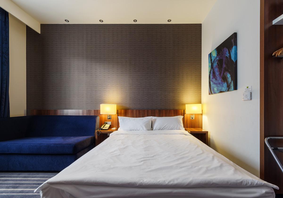 Фото отеля 1