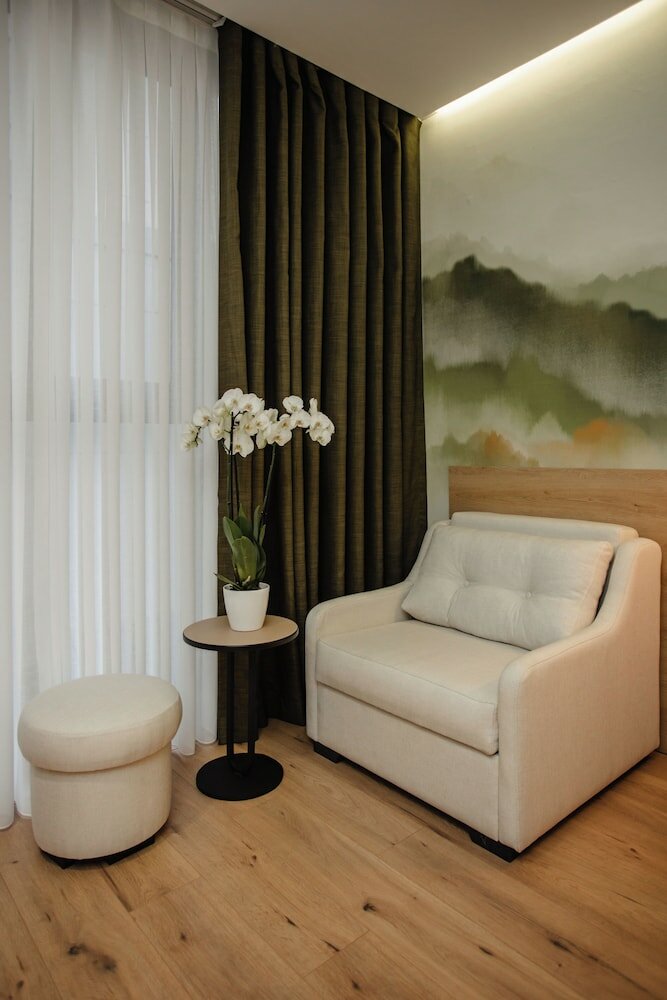 Фото Oro Inn Hotel