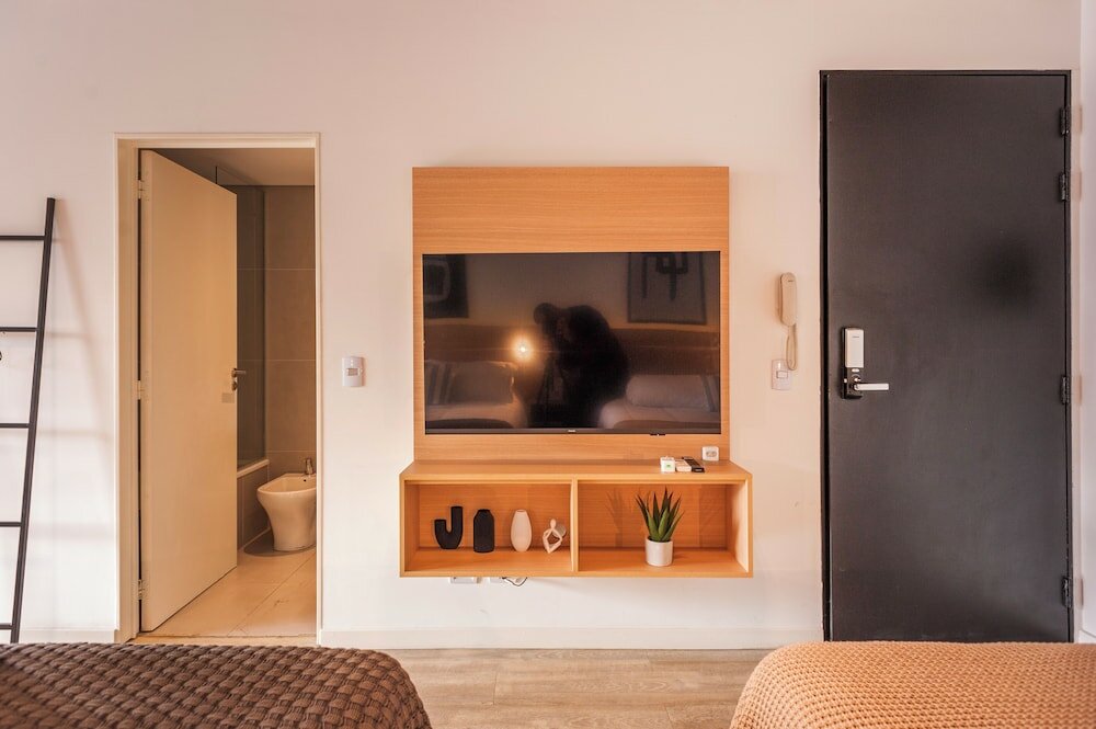 Фото CloudBA Thames Soho Apartments