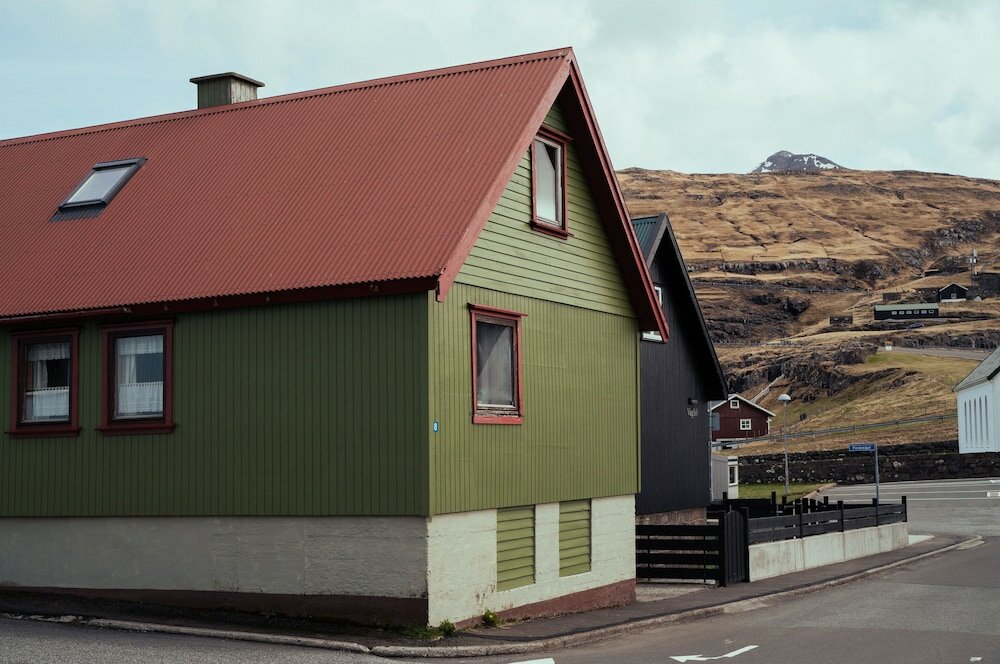 Фото Charming 3 Br Home Scenic Village Nature