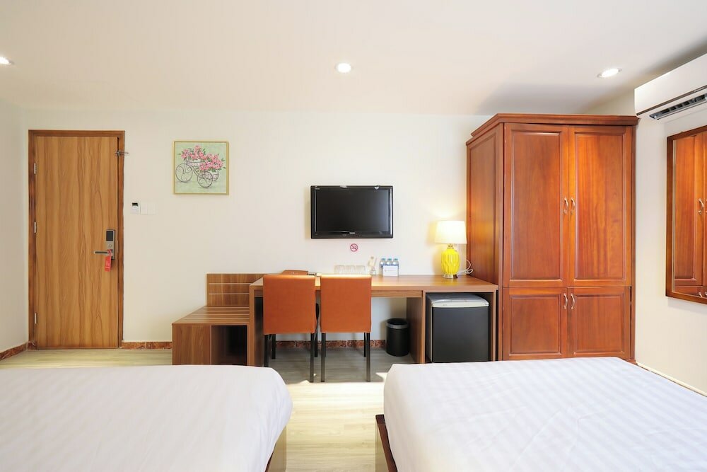 Фото Lanura Saigon Boutique Hotel