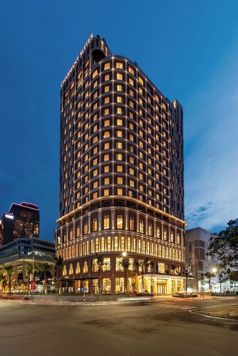 Гостиница Charmant Suites Hotel Can Tho в Кантхо