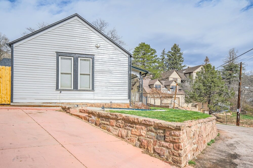 Фото Granite Grotto
