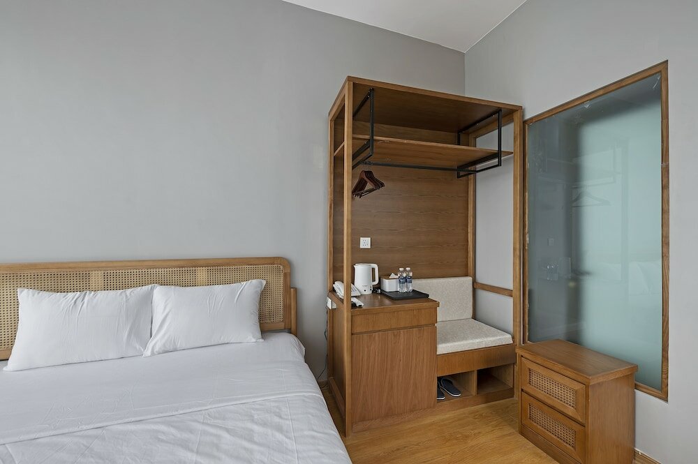 Фото Lakeview Residence Hotel