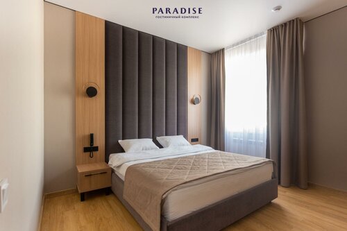 Внешний вид отеля Paradise в Нижнекамске, фото 2