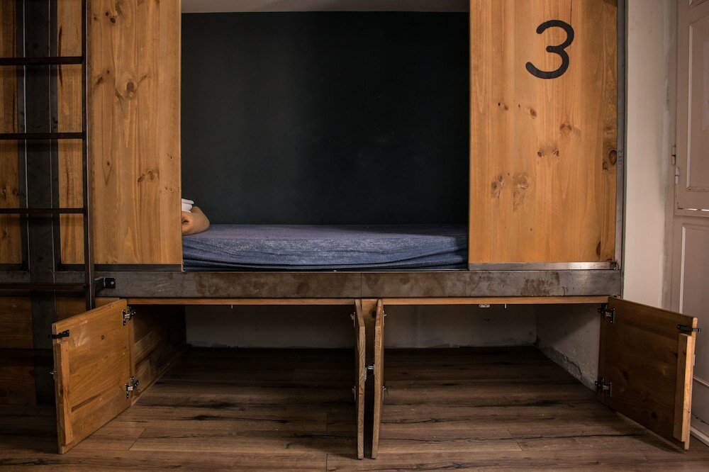 Фото Black Swan Hostel Sevilla