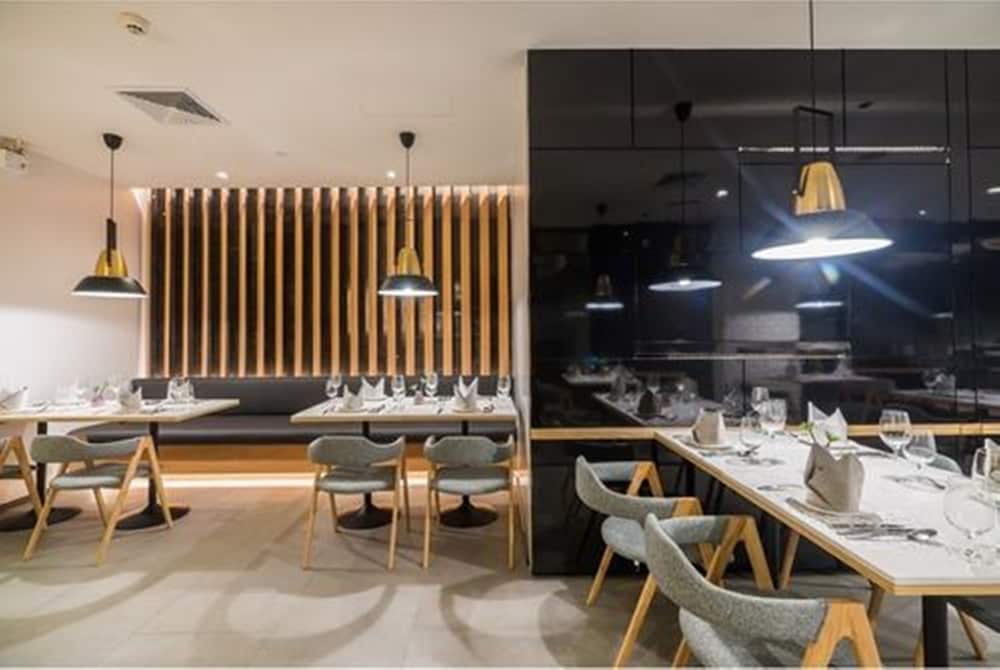 Фото Sea Me Spring Tree Hotel