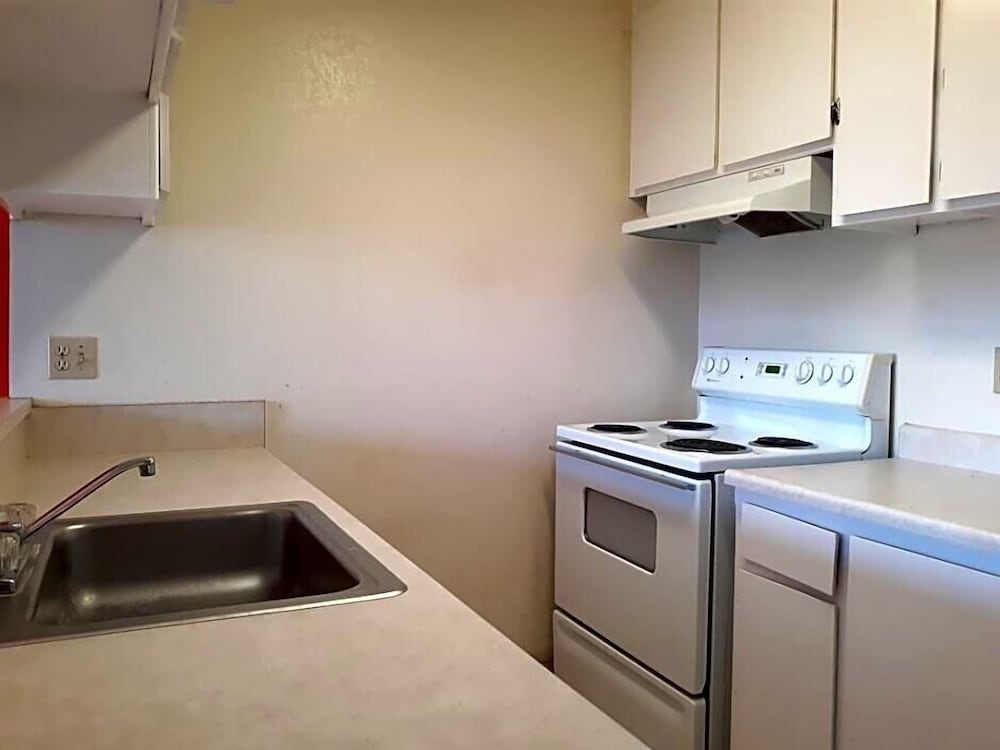 Фото Super 8 by Wyndham Dunnigan