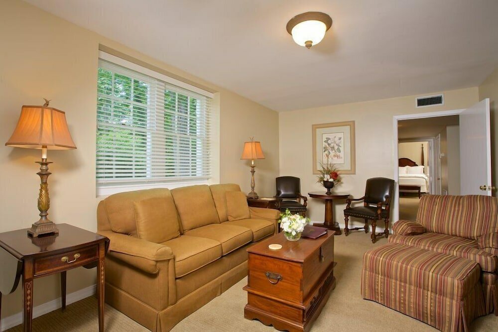 Фото Dunleith Historic Inn